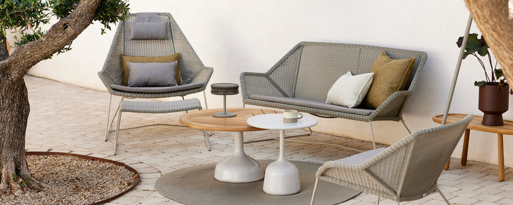 Outdoor side tables