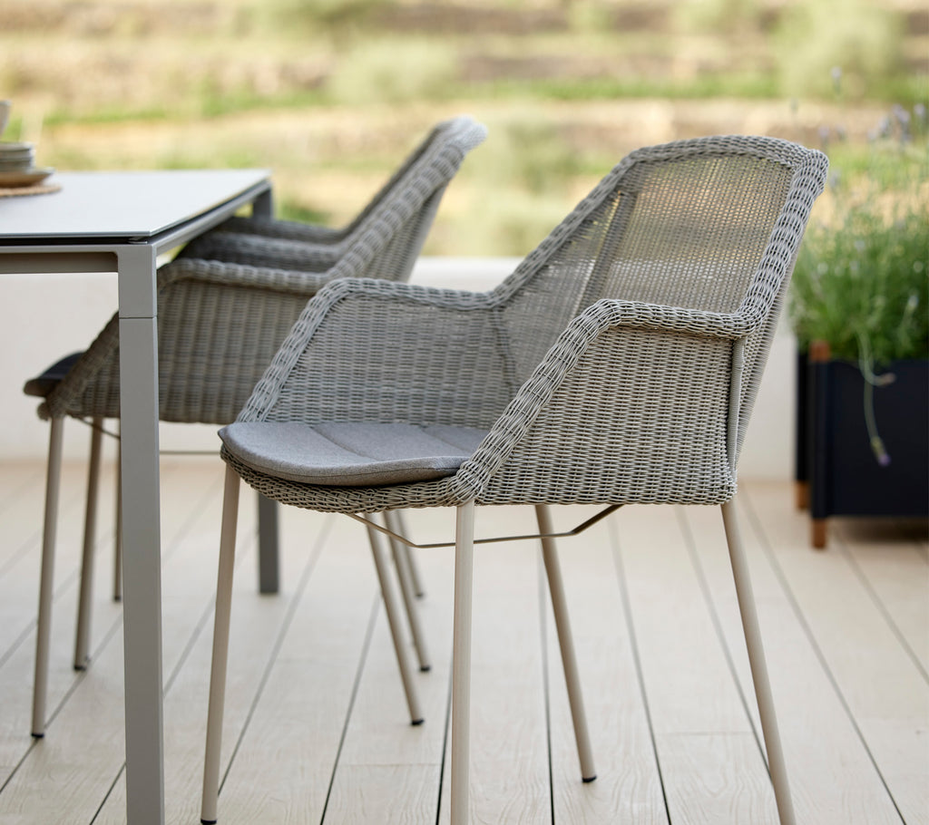 Breeze chair, stackable